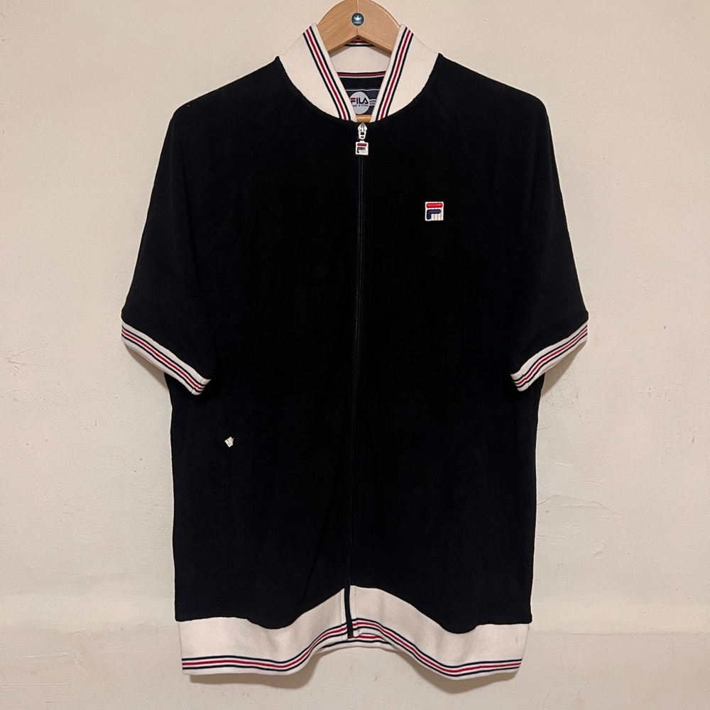 RARE FILA Terry Cloth Set Short Sleeve Zip Up Shirt With Shorts Brand New Large